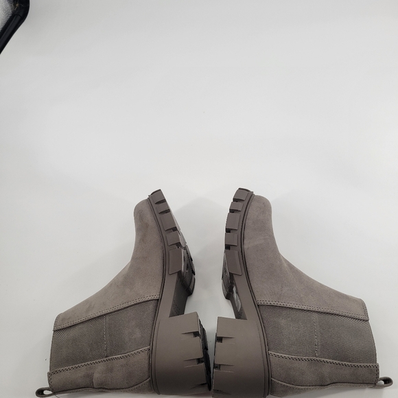 Guess Kaniela Suede Gray Ankle Boots Size 6 New - Picture 4 of 7